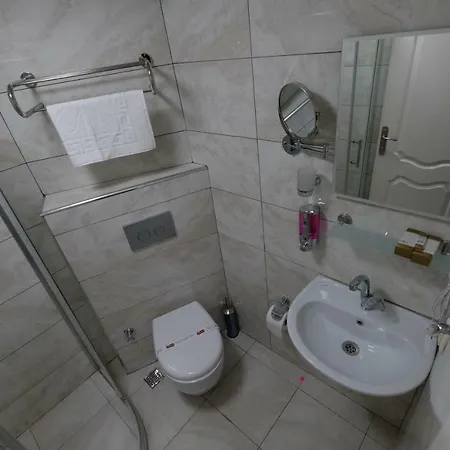 Burokrat Evi Hotell